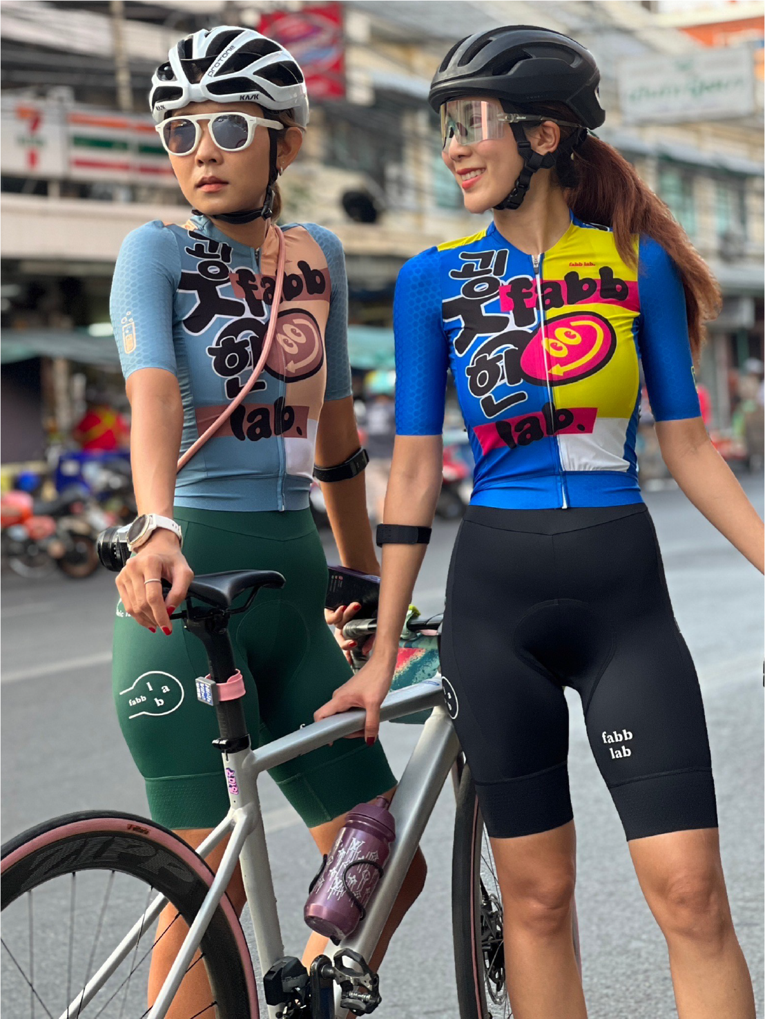Logo bib shorts Green Women