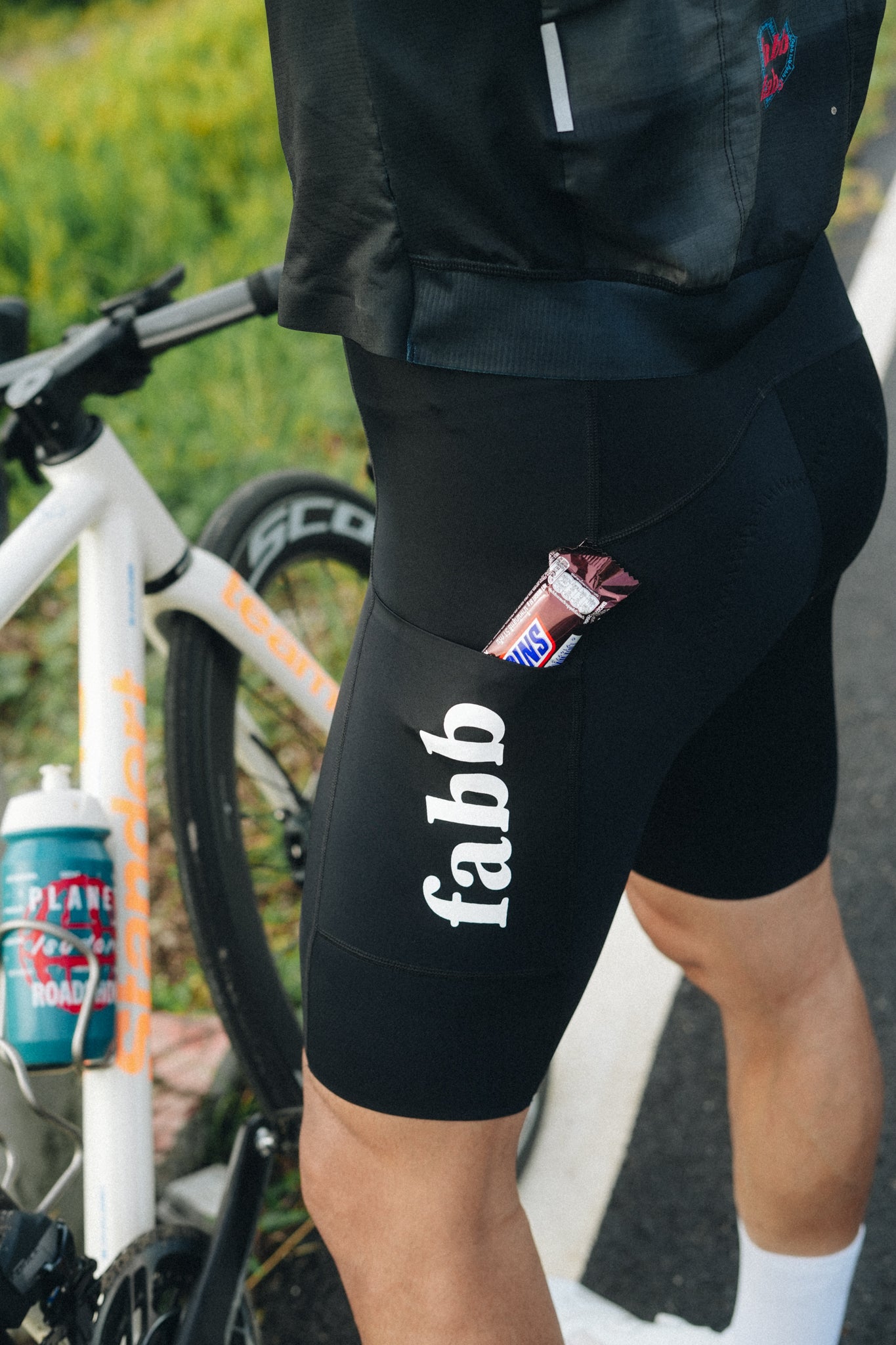 Snacky bib shorts (Cargo) Women - Black